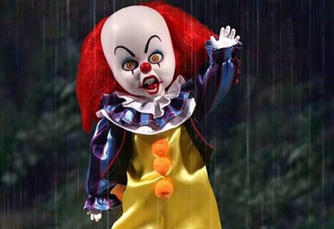 Pennywise como Living Dead Dolls